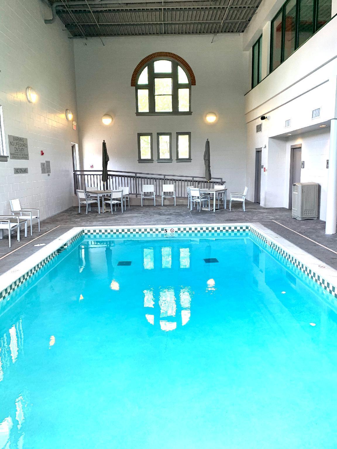 Country Inn & Suites By Radisson, St Charles Historic District Saint Charles Exterior foto