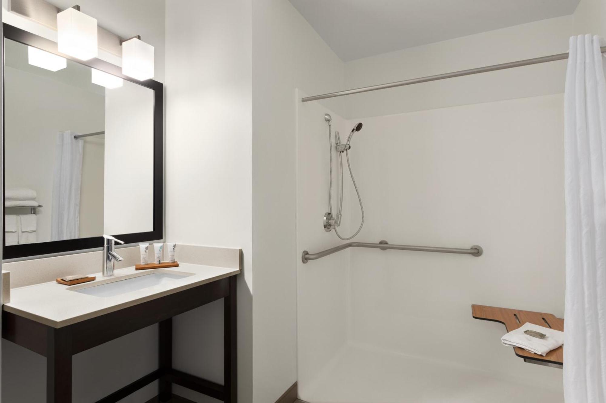 Country Inn & Suites By Radisson, St Charles Historic District Saint Charles Exterior foto